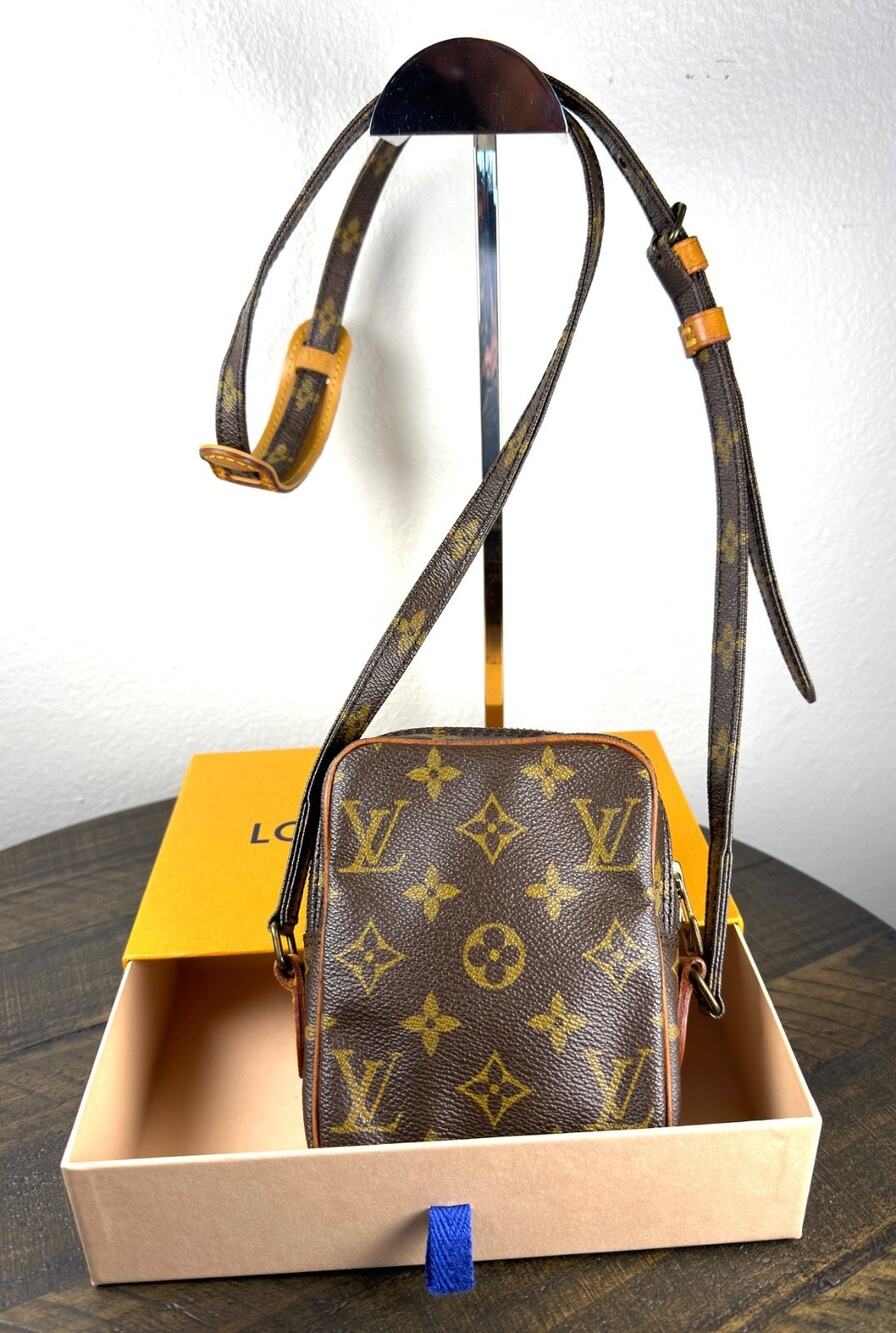 Auth Louis Vuitton Vintage Monogram Mini Danube Crossbody Shoulder Bag Phone Pou